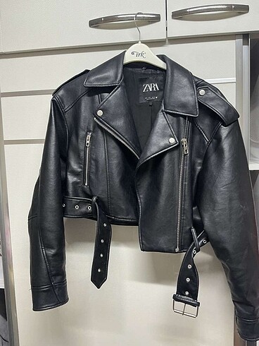 Zara?nın üründür suni deridir