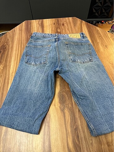 31 Beden Pull bear erkek jean