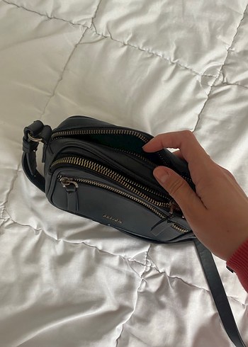 Siyah Deri Kadın Çapraz Çanta - Görsel 3