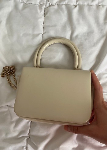 Zincir Detaylı Beyaz Deri Kadın Çanta - Görsel 7