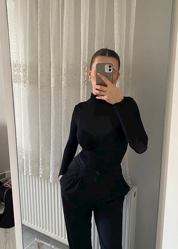 Siyah transparan esnek vücuda oturam örme bluz - Görsel 2