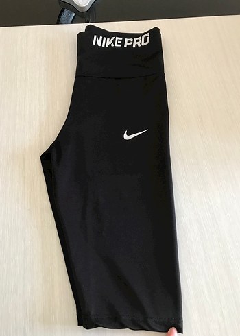 Nike Pro Siyah Midi Spor Şort - Görsel 2