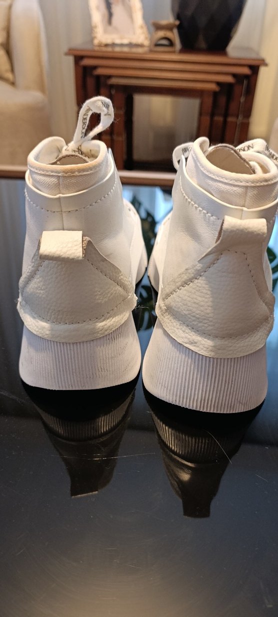 Beyaz Bağcıklı Sneakers JW Anderson Marka - Görsel 4
