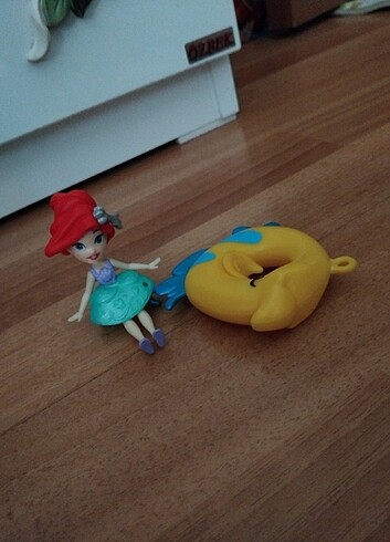 Diğer Ariel küçük bebek