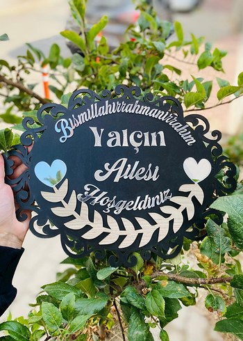 Kişiye Özel Siyah Ahşap Kapı Süsü