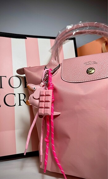 Longchamp Longchamp M Nakış İşlemeli