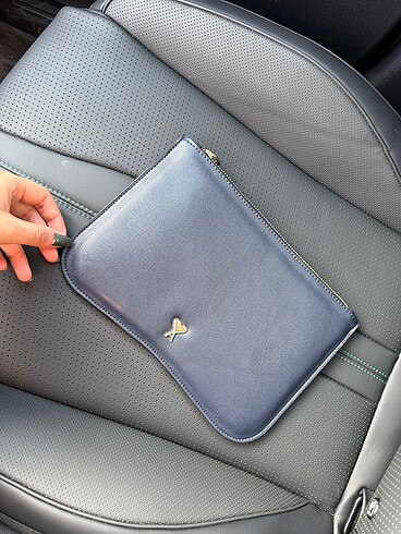 Ami Clutch - Görsel 3