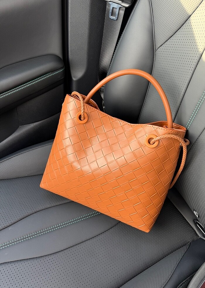 Bottega Veneta Askılı Çanta - Görsel 3