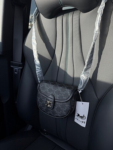 Celine Triomphe Monogram - Görsel 3