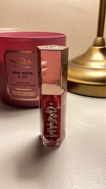 Fenty beauty lip gloss