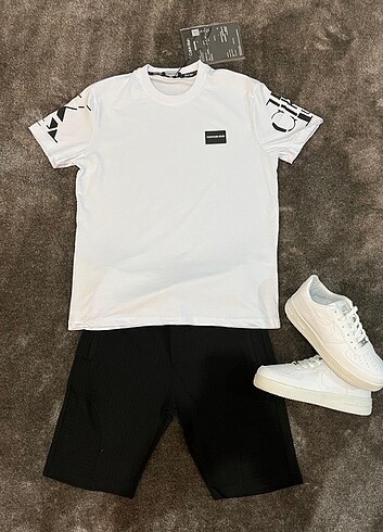 Calvin Klein Logolu Kol Baskılı T-Shirt
