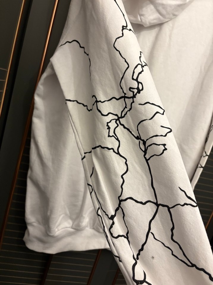 Kapüşonlu Baskılı Beyaz Sweatshirt - Görsel 2