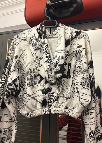 Genç kız crop sweatshirt - Görsel 2