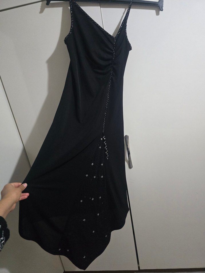 Siyah Süet V Yaka Uzun Askılı Elbise - Görsel 2