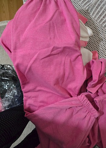 Pembe Kapüşonlu  Sweat - Görsel 3