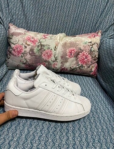 Adidas süperstar ayakkabı