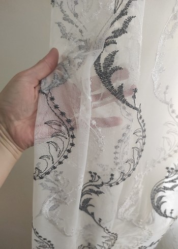 Gri Yılan Desenli Beyaz Perde uzunluklugu 250 eni 300 - Görsel 3