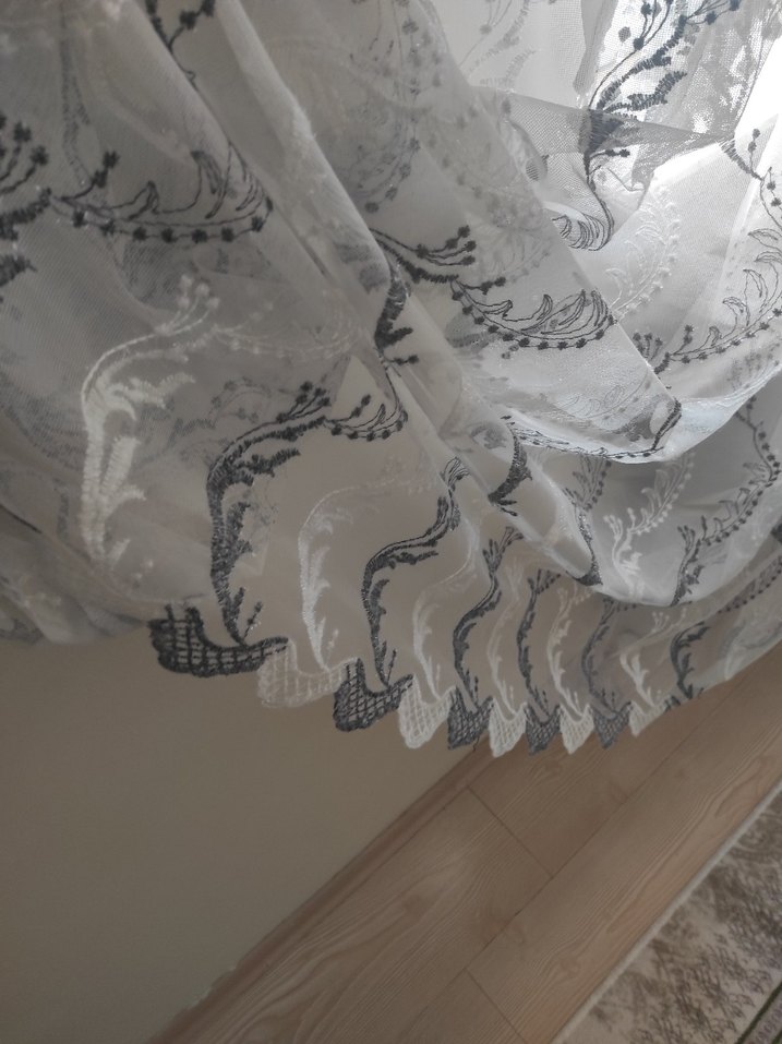 Gri Yılan Desenli Beyaz Perde uzunluklugu 250 eni 300 - Görsel 4