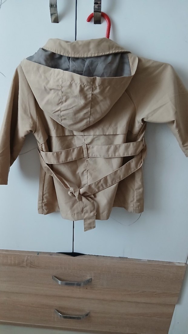 Lc Waikiki Bej Kapüşonlu Kız Çocuk Trençkot 24-36 ay - Görsel 5