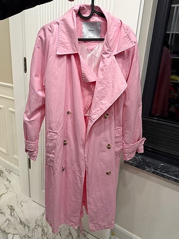 Bershka trençkot