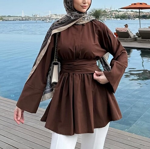 Bağlamalı gömlek