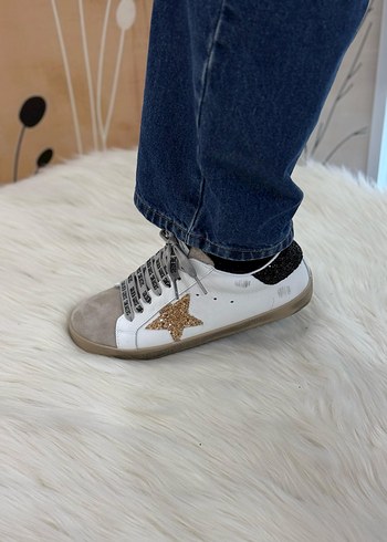 Beyaz Yıldız Detaylı Kadın Spor Ayakkabı - Görsel 4