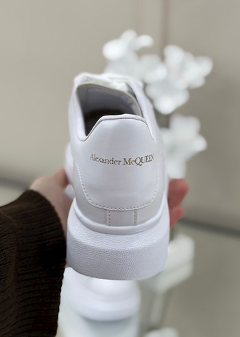 Beyaz Erkek Spor Ayakkabı - Şık ve Rahat - Görsel 3