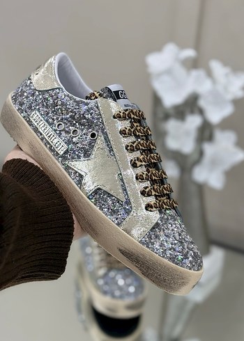 Golden Goose Deluxe universal