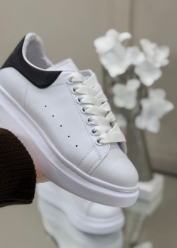 Beyaz Siyah Detaylı Erkek Spor Ayakkabısı - Görsel 5