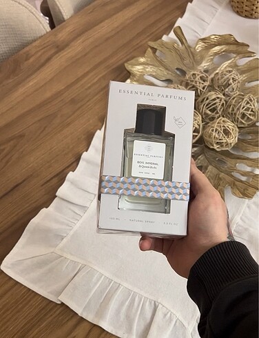 ESSENTİAL BOİS İMPERİAL 100 ml UNİSEX