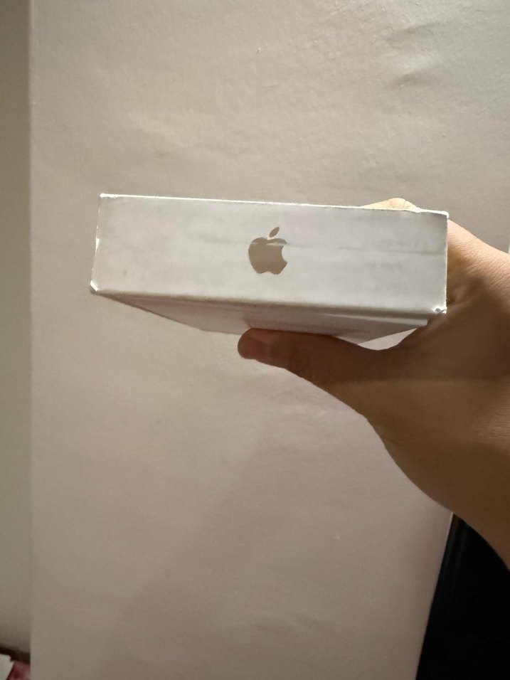 iPhone 16 Pro Max iPhone Kutusu - Görsel 4