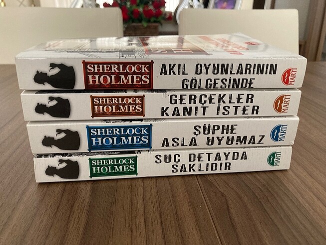 Sherlock Holmes kitap seti