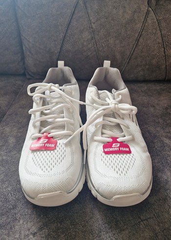 Skechers Kadın Beyaz Spor Ayakkabı