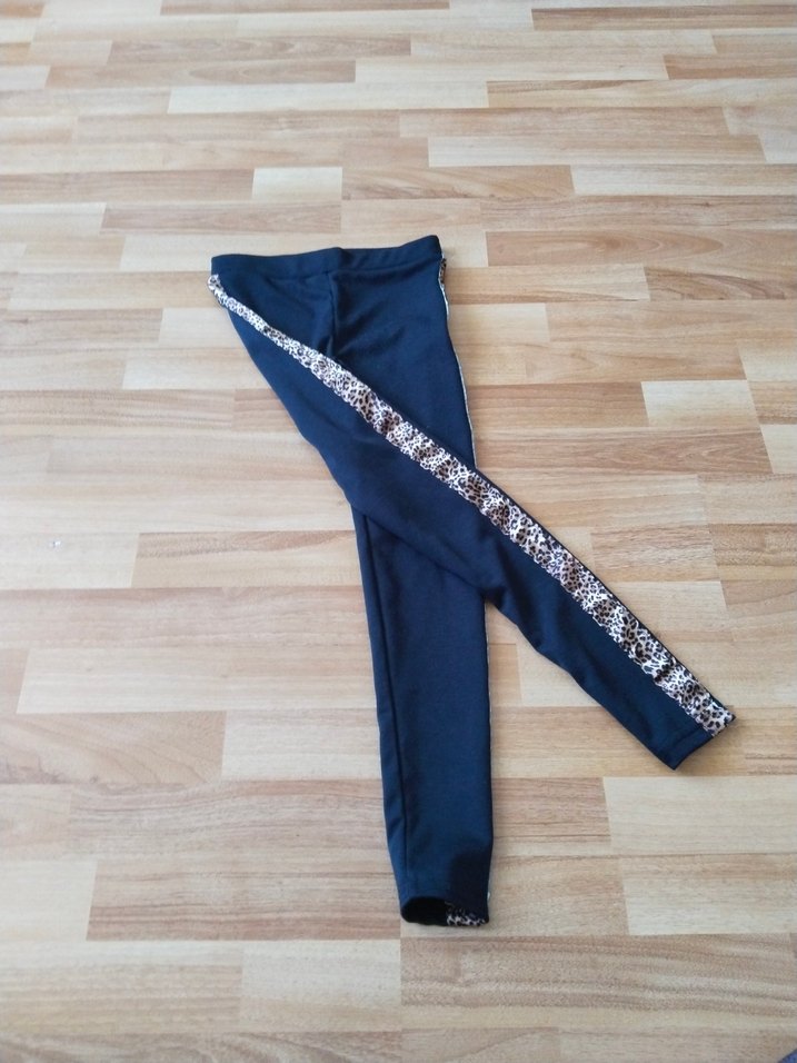 kız tayt - Görsel 2