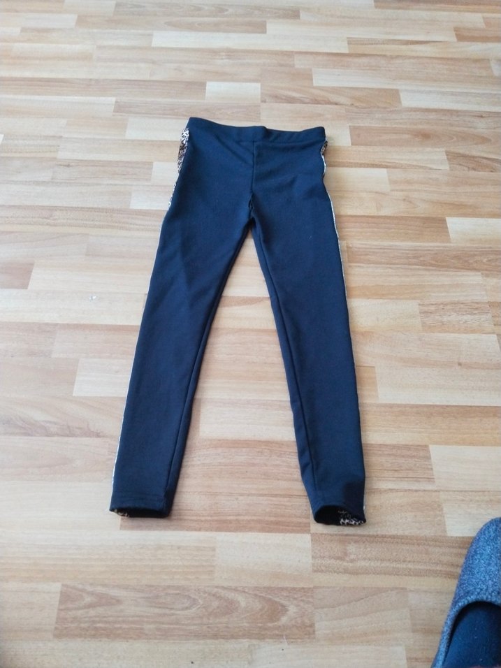 kız tayt - Görsel 3