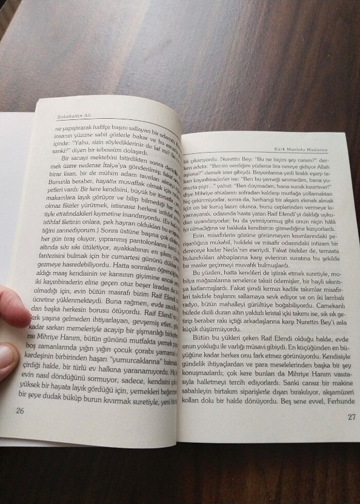 Kürk mantolu Madonna  - Görsel 4