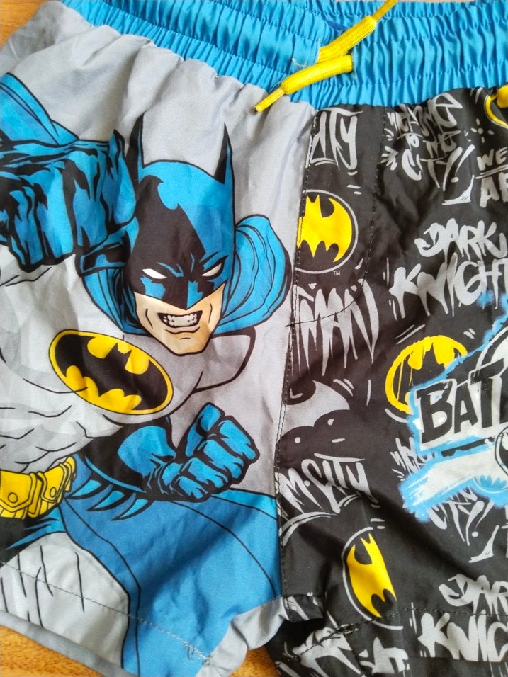 Renkli Batman Desenli Erkek Çocuk Şort - Görsel 3