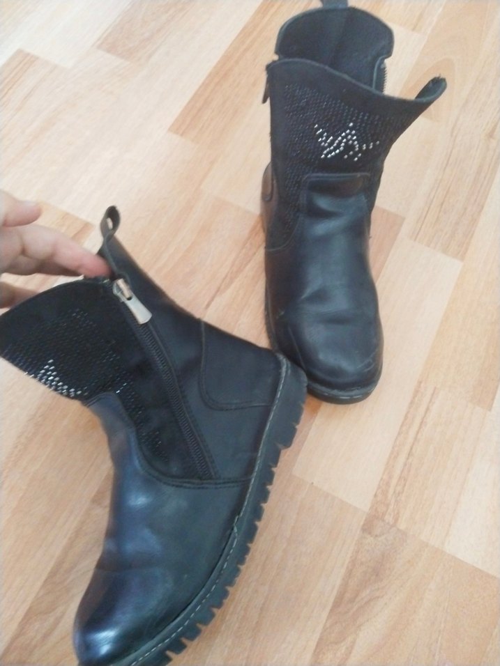 Siyah Deri Kemerli Gotik 35 no Bot - Görsel 3