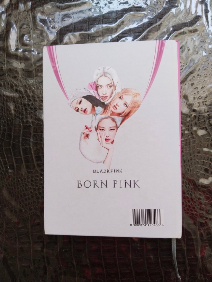 BLACKPINK Shut Down hatıra defteri - Görsel 2