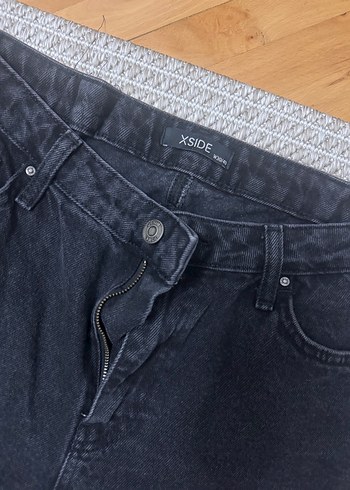 LC Waikiki Siyah Midi Kesim Yırtıklı Kadın Kot Pantolon