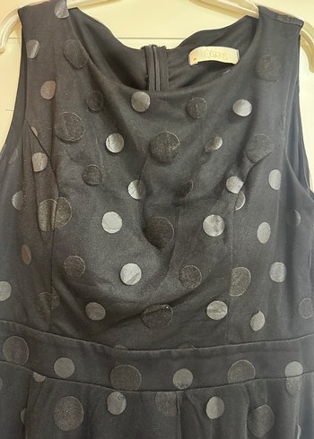 Siyah Elbise - Görsel 4