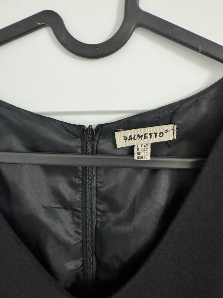 V Yakalı Siyah Midi Elbise - Görsel 3