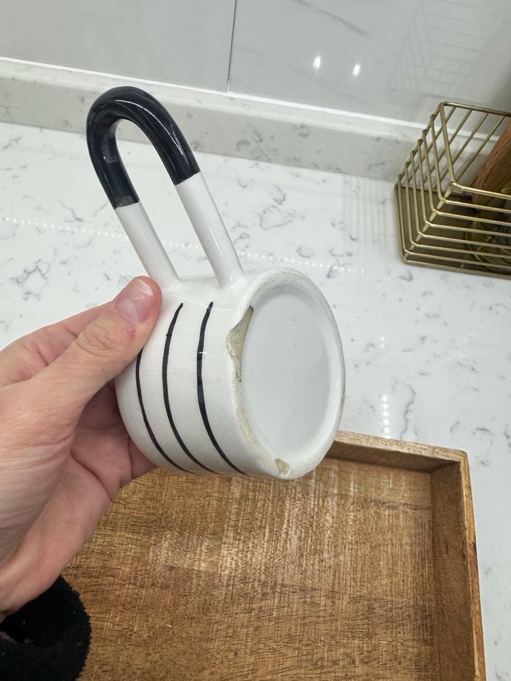 Beyaz Siyah Çizgili Seramik Kupa Mug - Görsel 3