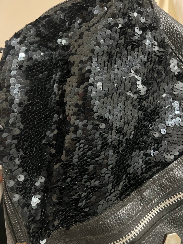 Punk Sırt Çantası Pullu - Görsel 2