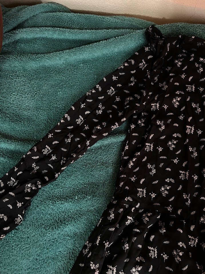 Siyah Desenli Uzun Kollu Elbise - Görsel 2