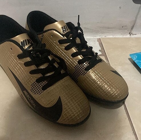 Nike Nike halı saha ayakkabısı