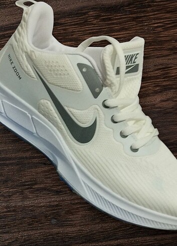 Nike spor ayakkabı