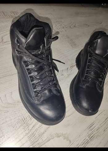 Siyah Bağcıklı kadın Kauçuk Botlar - Görsel 2