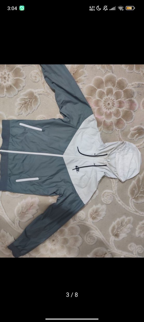 Gri Nike Kapüşonlu Erkek Rüzgarlık - Görsel 4