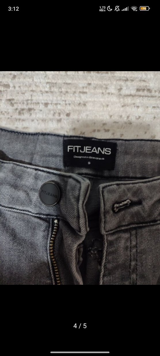 Gri Bol Kesim Kemerli Kadın Jean - Görsel 4